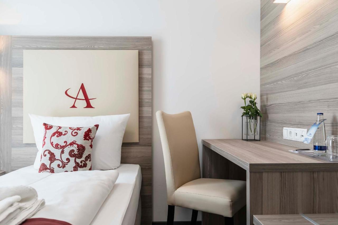 Abasto Hotel Muenchen Feldmoching מראה חיצוני תמונה