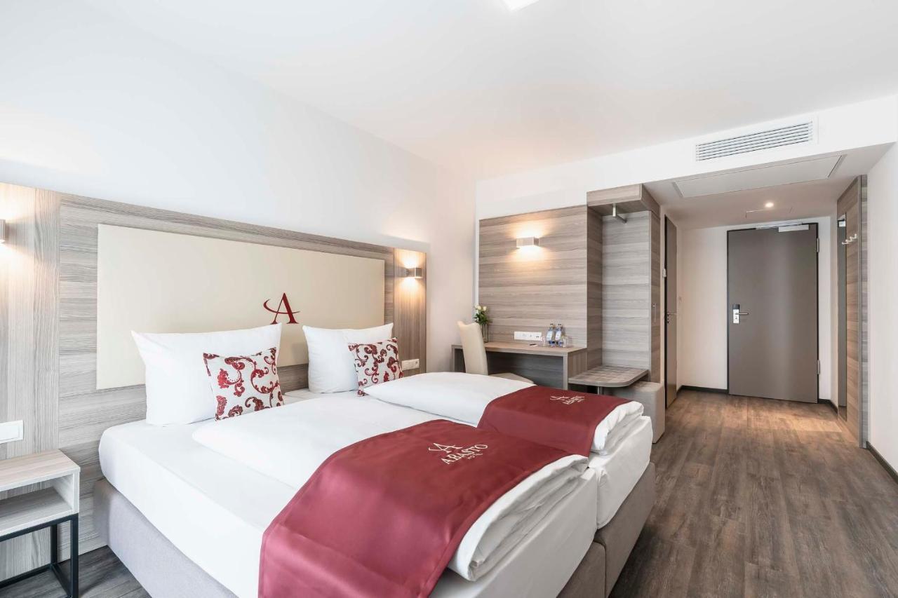 Abasto Hotel Muenchen Feldmoching מראה חיצוני תמונה